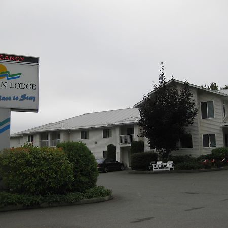 Lake Cowichan Lodge Exterior photo