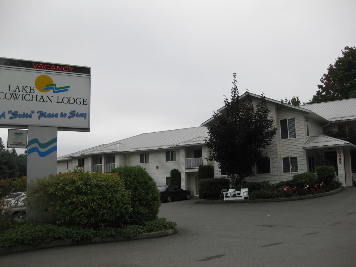 Lake Cowichan Lodge Exterior photo